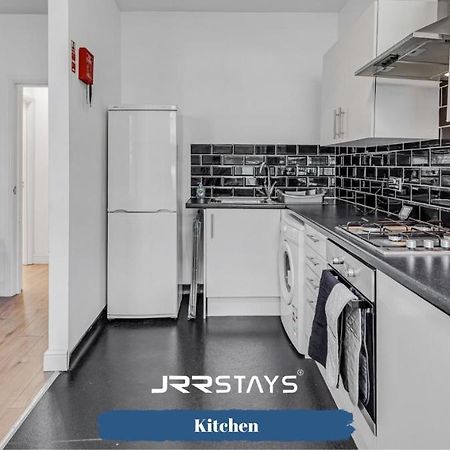 Cardiff Stylish 2 Bedroom Sleeps 6 Wi-Fi - Jrr Stays 외부 사진