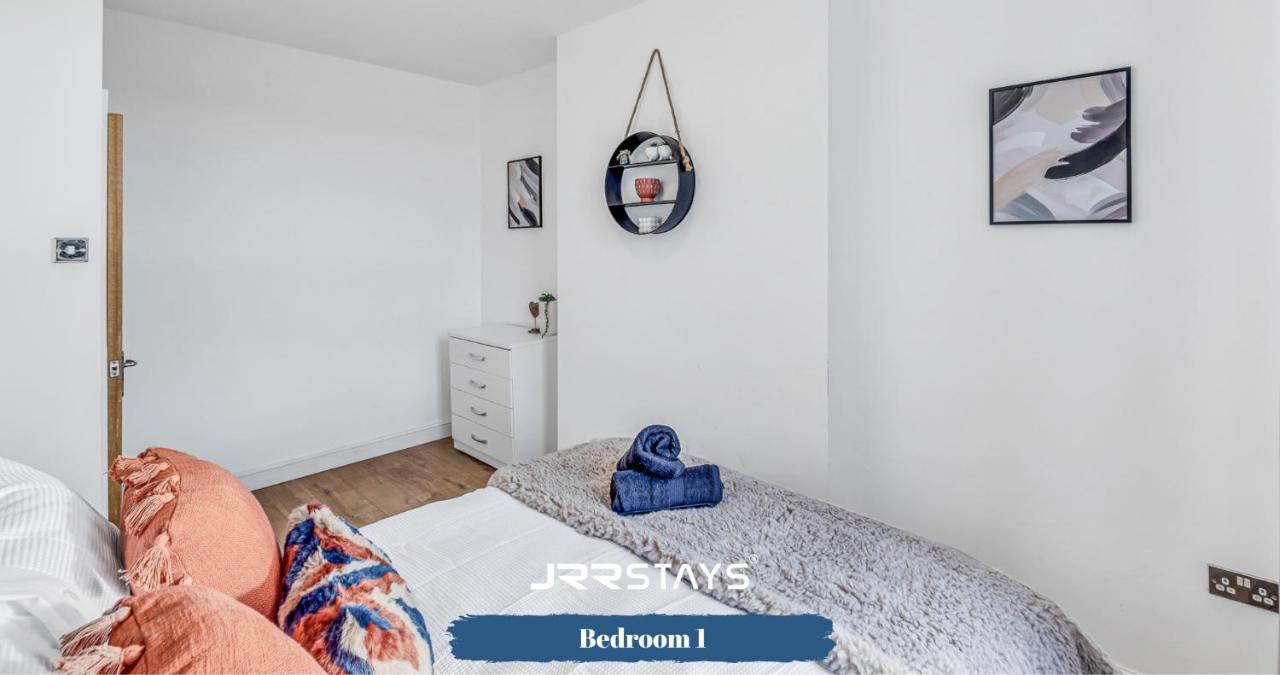 Cardiff Stylish 2 Bedroom Sleeps 6 Wi-Fi - Jrr Stays 외부 사진