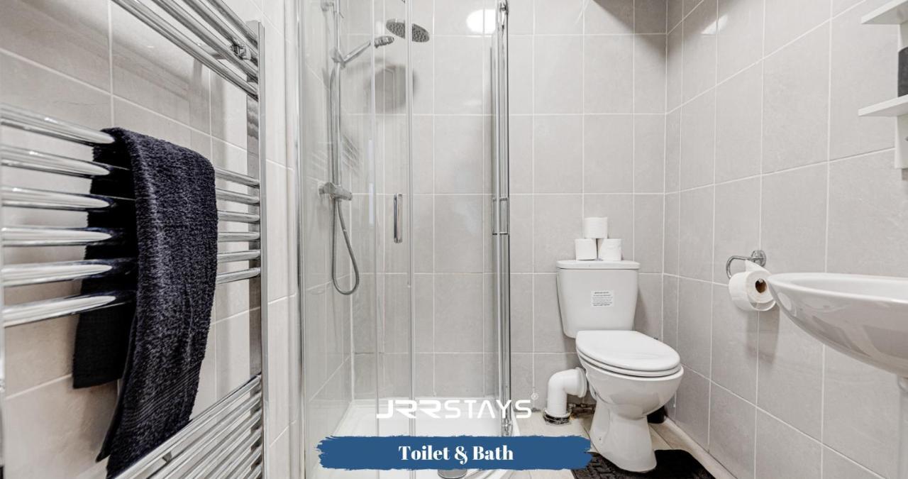Cardiff Stylish 2 Bedroom Sleeps 6 Wi-Fi - Jrr Stays 외부 사진