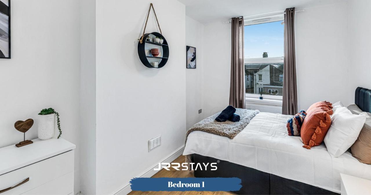 Cardiff Stylish 2 Bedroom Sleeps 6 Wi-Fi - Jrr Stays 외부 사진